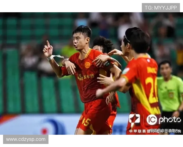 黄威正式加盟南京城市中甲队