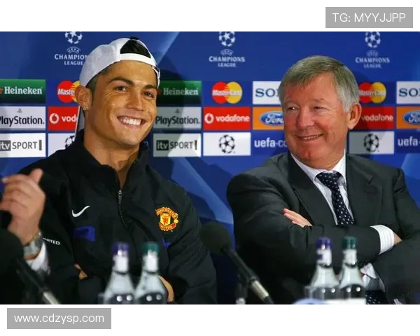 麦肯尼谈与C罗共踢球经历及成长选择 麦肯尼谈与C罗共踢球经历及成长选择